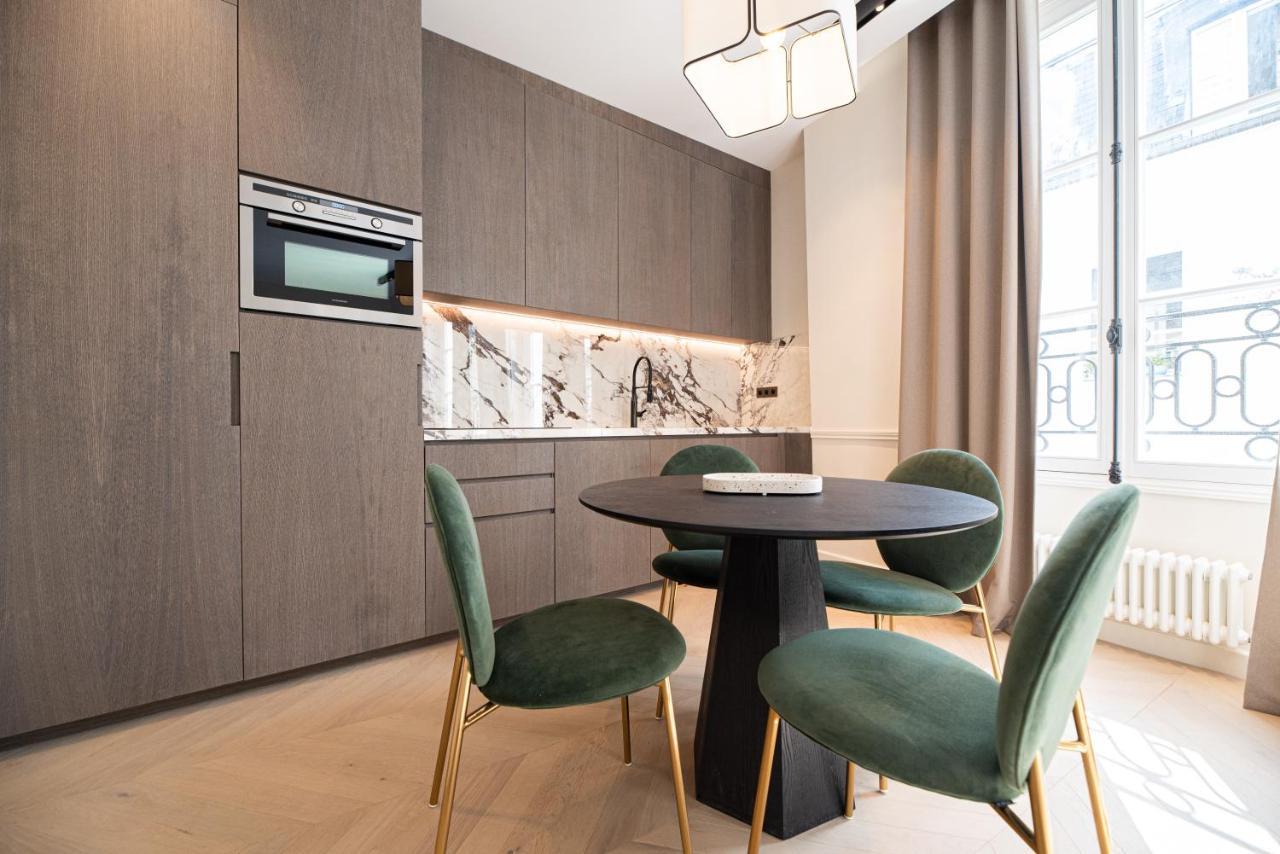 Mbm - Luxury Home In Marais Paris Luaran gambar